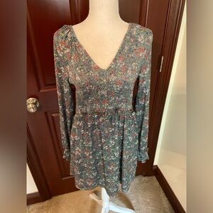 Floral dress. Sz. Medium